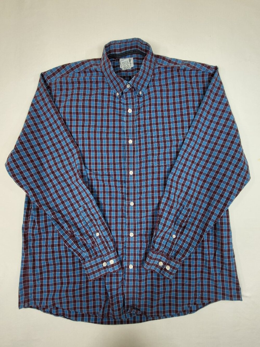 LL Bean Traditional Fit Plaid Long Sleeve Button Down Shirt Blue Burgundy L-REG